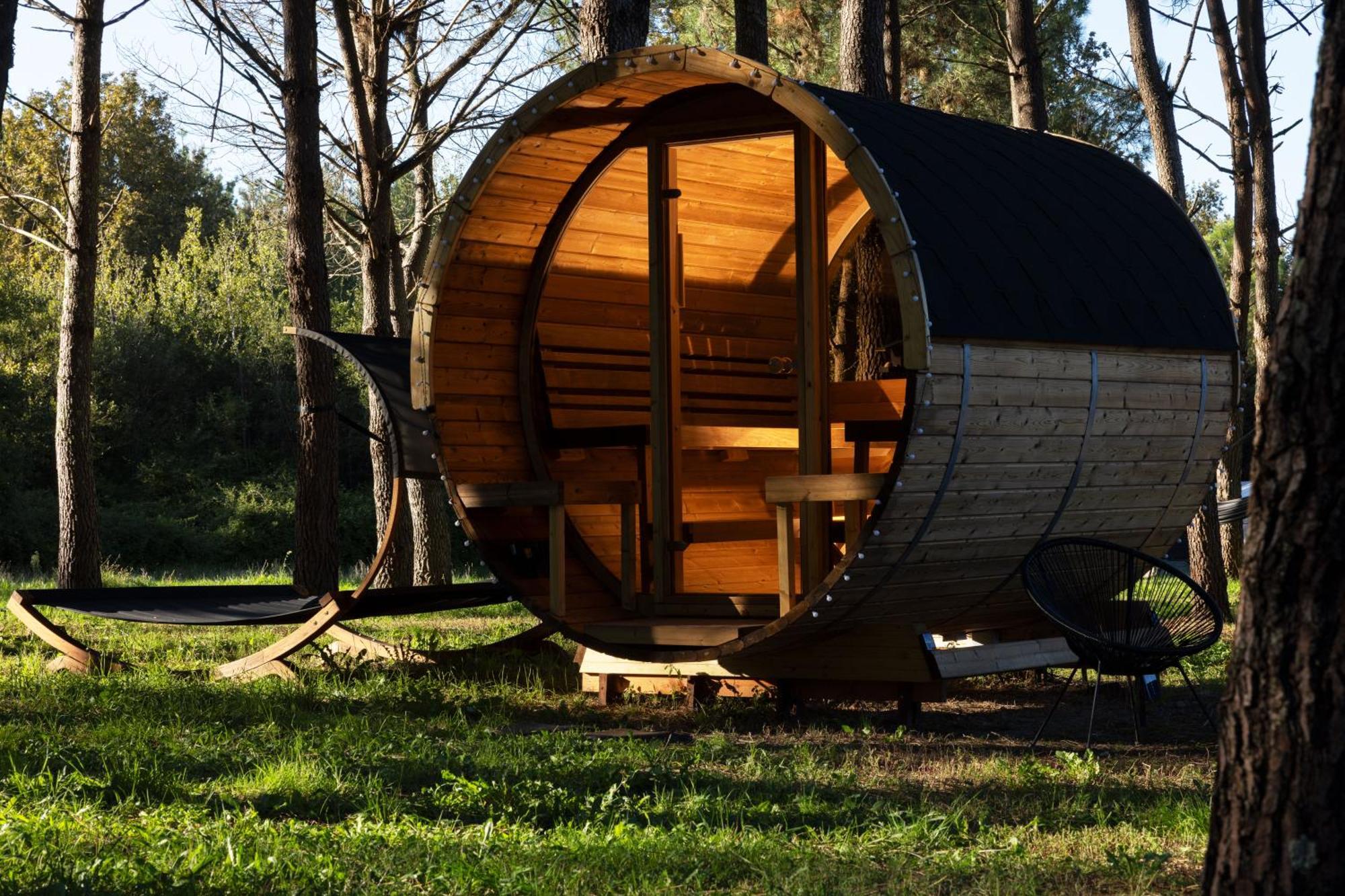 L Ost In Sensations -Hebergements Insolites Et Suites De Luxe Spa Sauna Piscine Foret Marcenais Exterior photo